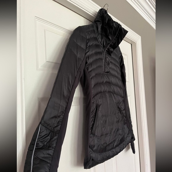 {Lululemon} Down For A Run Pullover II Jacket in Black - Women’s 4 - Picture 4 of 11